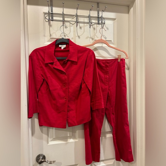 HOT designer cropped little red fitted suit - wore to Las Vegas & SO noticed !! - Picture 4 of 7